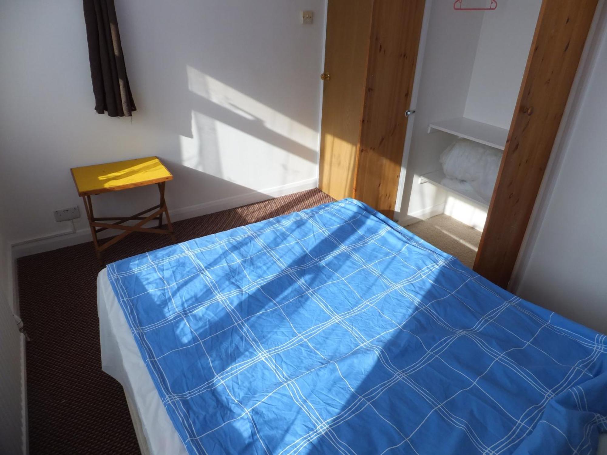 Many Worlds Meet - Eurostar, Wimbledon 30 Mins, Central London, Gatwick 15 Mins - Spacious, Sleeps Up To 16 Plus Cot - Free Wifi, Parking - Next To Lloyd Park, Great For Families, Walkers, Relocators - Ideal For Contractors Croydon Ruang foto